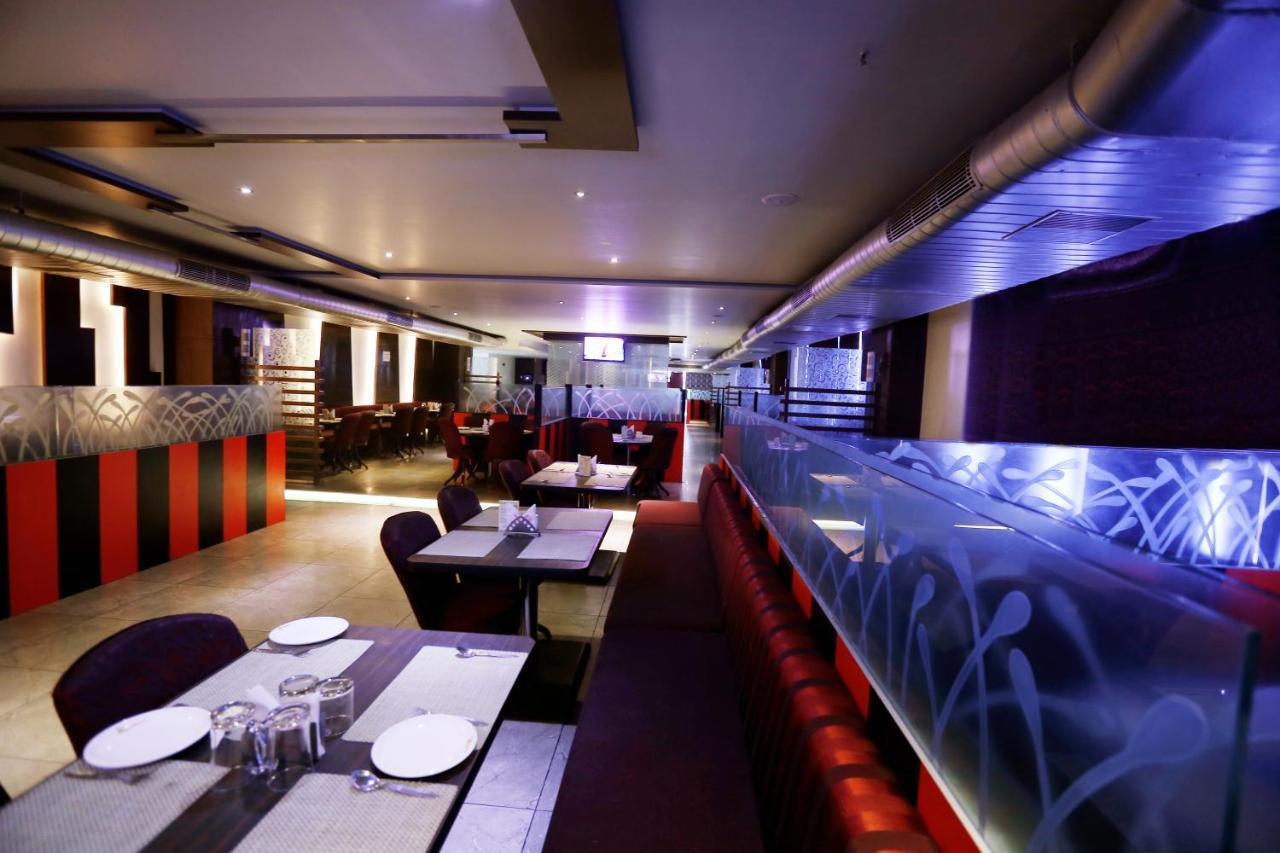 Hotel Sitara Grand L.B. Nagar Hyderabad Esterno foto
